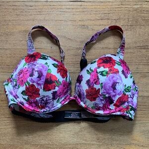 Victoria’s Secret Very Sexy Push Up Bra